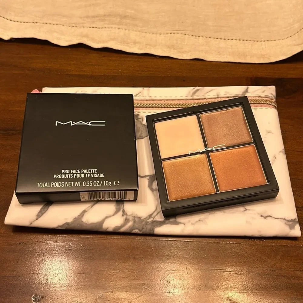 MAC Illuminate Pro Face Palette New in the box Ipsy bag